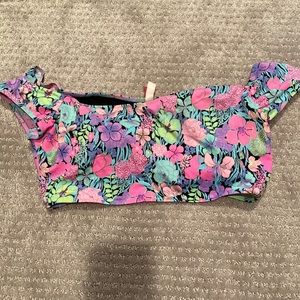 Gently used Victoria’s secret off the shoulder swim size medium
